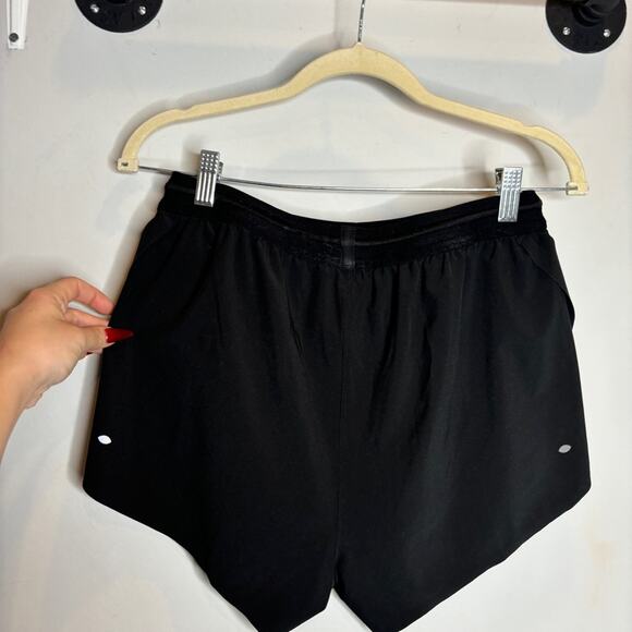 District Vision 3" Pocketed Split Shorts Black - Picture 7 of 9